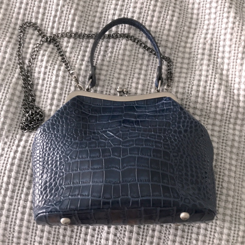 Patrícia Nash purse.